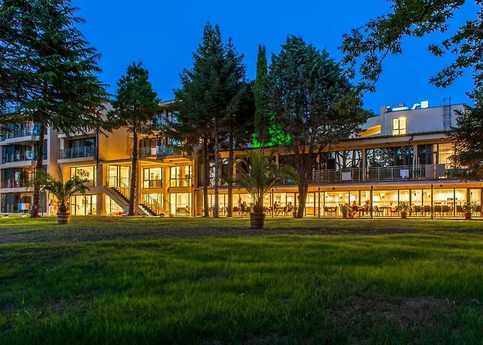 Queen Nelly Park Hotel Kiten (Burgas)