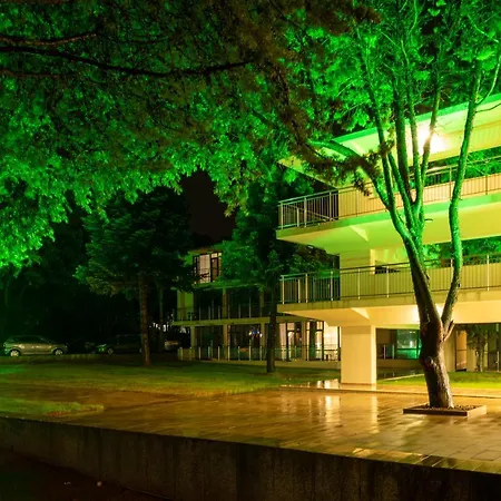 Hotel Queen Nelly Park