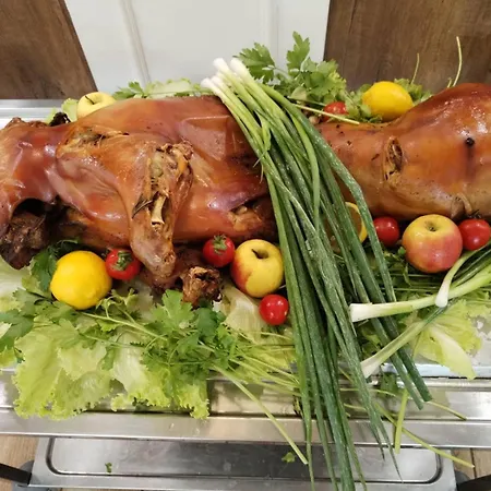 Queen Nelly Park Hotel