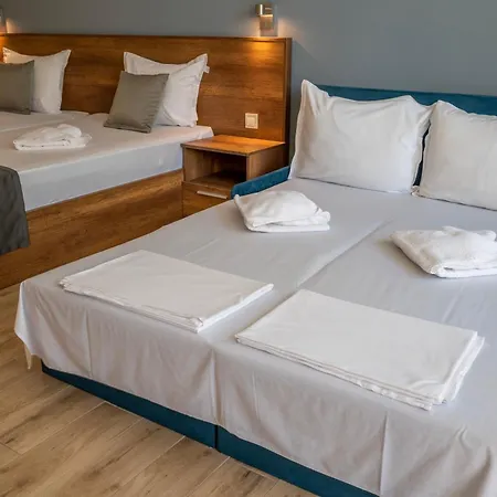 Queen Nelly Park Hotel Kiten (Burgas)