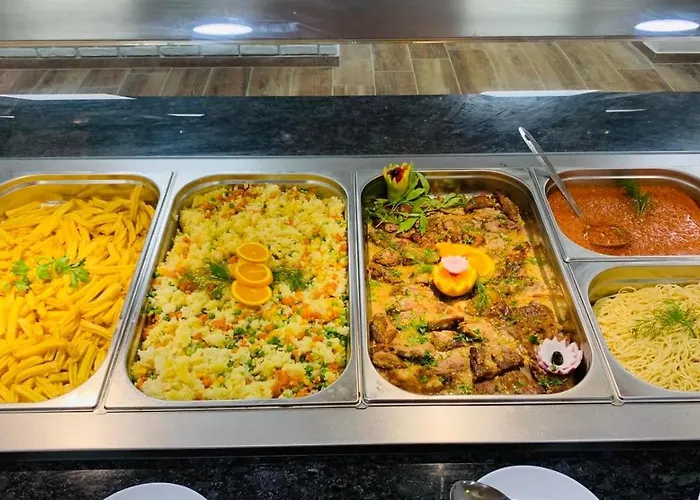 酒店 Queen Nelly Park 4*