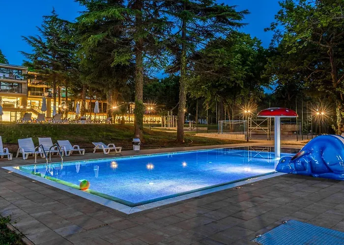 酒店 Queen Nelly Park