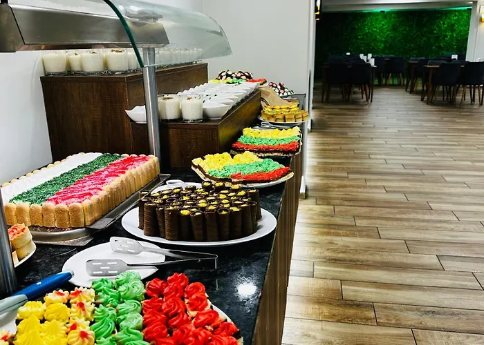 酒店 Queen Nelly Park 希典