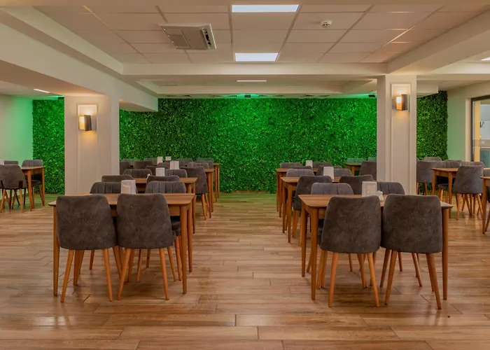 Hotel Queen Nelly Park Kiten (Burgas)