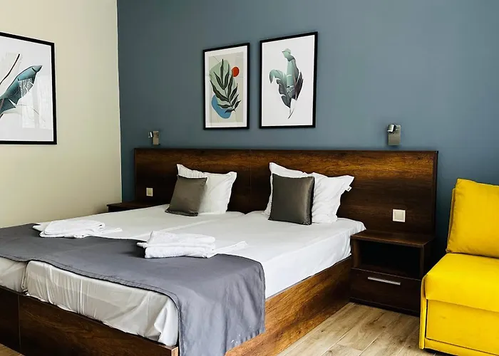 Hotel Queen Nelly Park