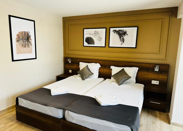 Queen Nelly Park 希典